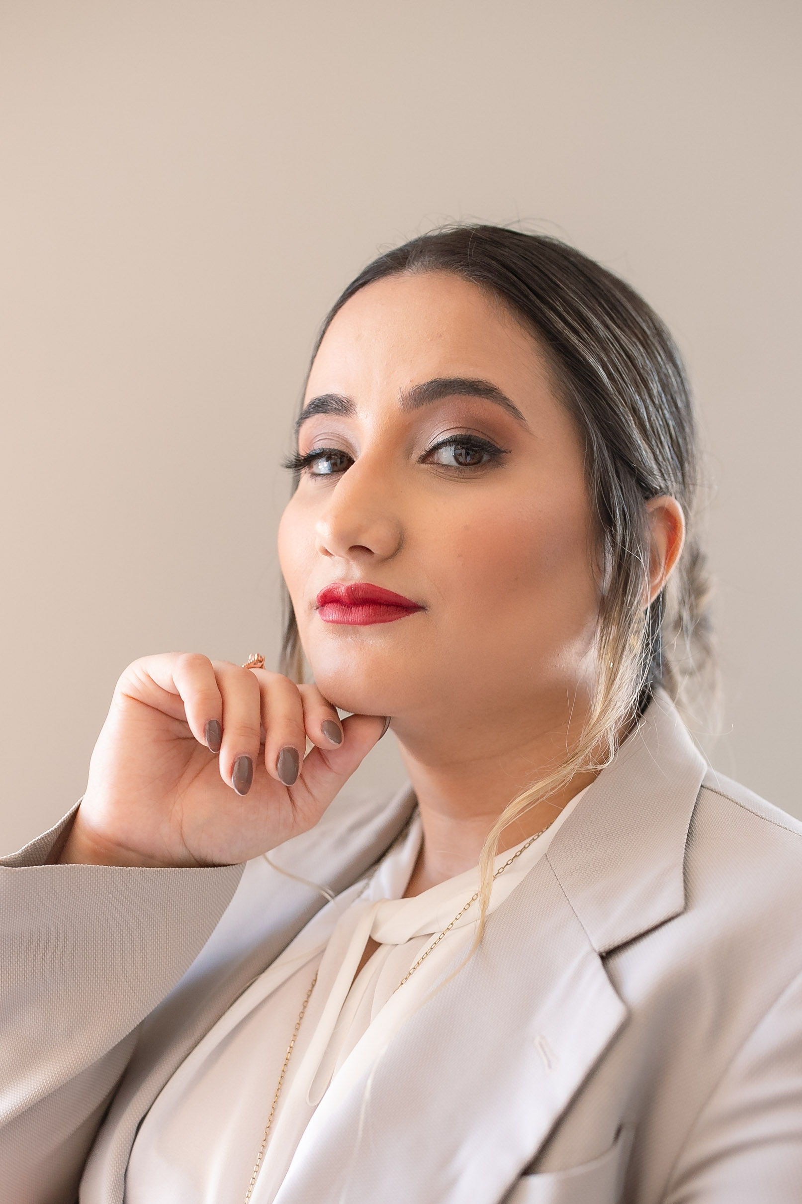 Dra Andréa Farias